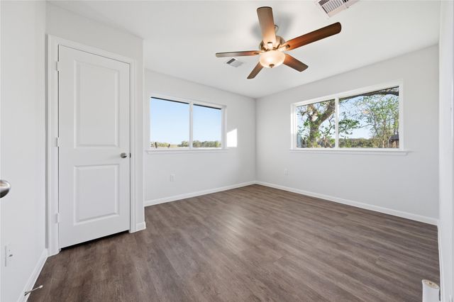 6623 County Road 4, Damon, TX 77430