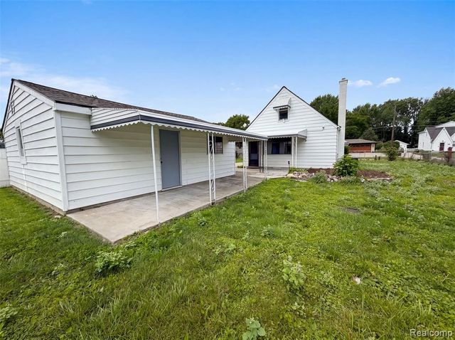 5456 Northlawn Drive, Sterling Heights, MI 48310