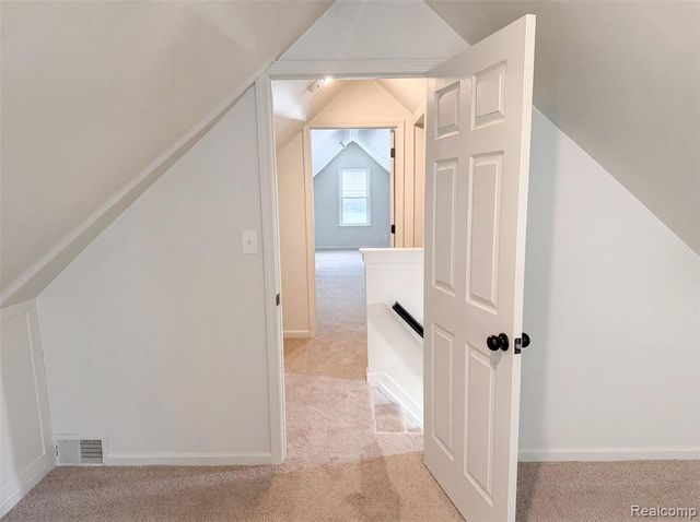 5456 Northlawn Drive, Sterling Heights, MI 48310