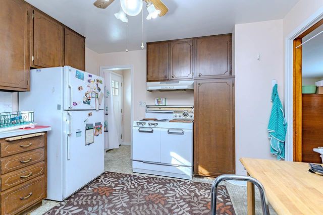 833 ROSS AVENUE, Wausau, WI 54403