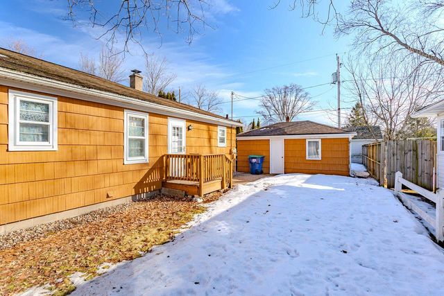833 ROSS AVENUE, Wausau, WI 54403