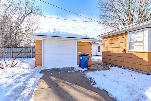 833 ROSS AVENUE, Wausau, WI 54403