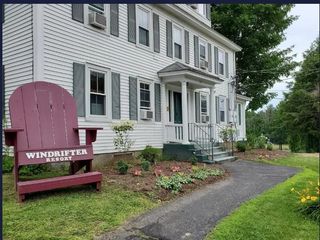 337 S Main St Unit V05, Wolfeboro, NH 03894