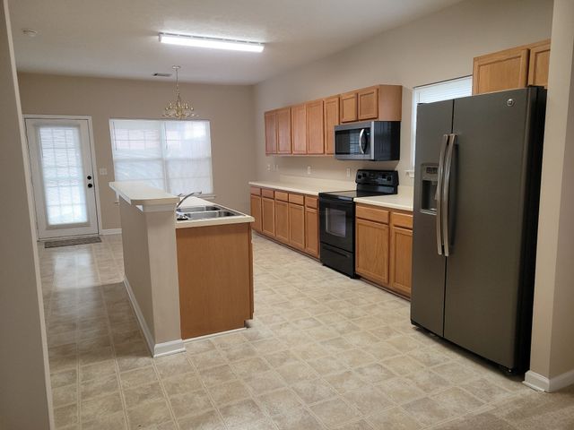 219 Wyndom Ct, Goodlettsville, TN 37072