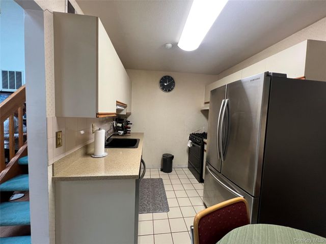 40 Chester Lane, Nanuet, NY 10954