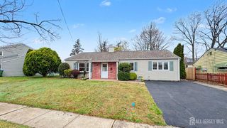 148 Winthrop Road, Edison, NJ 08817