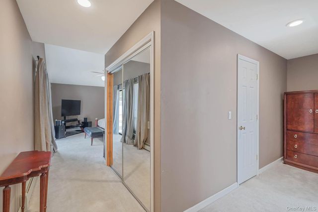 318 Sheep Pasture Road, East Setauket, NY 11733