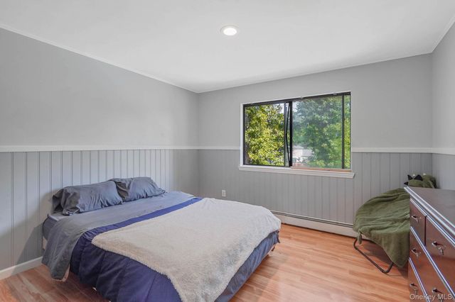 318 Sheep Pasture Road, East Setauket, NY 11733