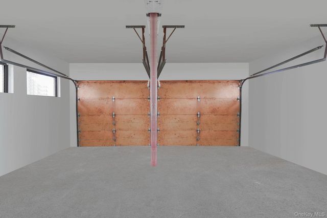 318 Sheep Pasture Road, East Setauket, NY 11733