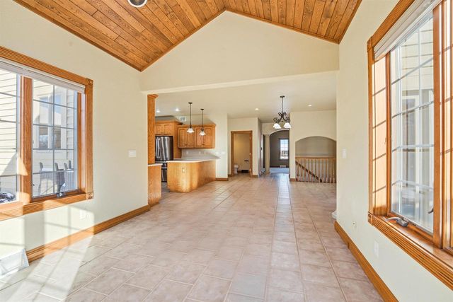 876 ESTATE DRIVE, Fond Du Lac, WI 54935