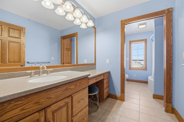 876 ESTATE DRIVE, Fond Du Lac, WI 54935