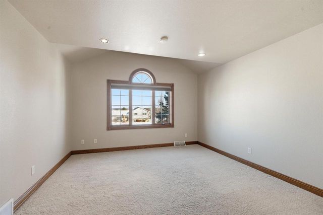 876 ESTATE DRIVE, Fond Du Lac, WI 54935