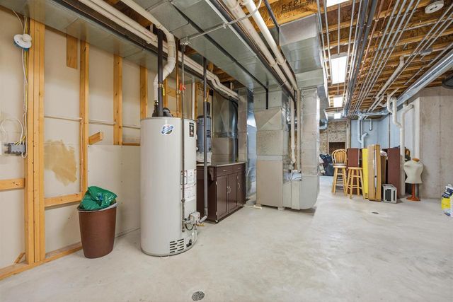 876 ESTATE DRIVE, Fond Du Lac, WI 54935