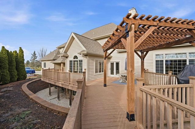 876 ESTATE DRIVE, Fond Du Lac, WI 54935