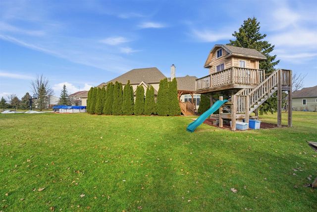 876 ESTATE DRIVE, Fond Du Lac, WI 54935