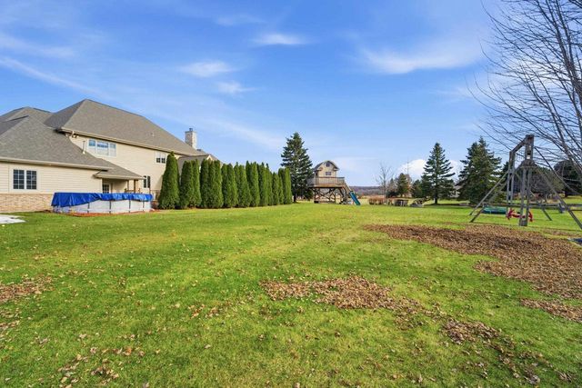 876 ESTATE DRIVE, Fond Du Lac, WI 54935