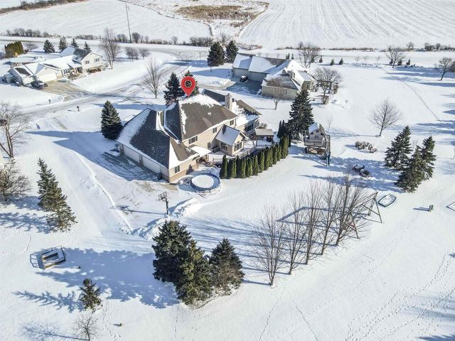 876 ESTATE DRIVE, Fond Du Lac, WI 54935