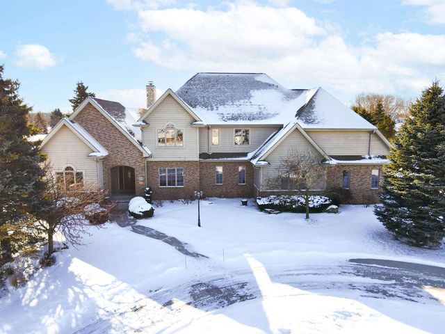 876 ESTATE DRIVE, Fond Du Lac, WI 54935