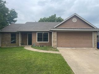 8 Atlanta Court, Mansfield, TX 76063