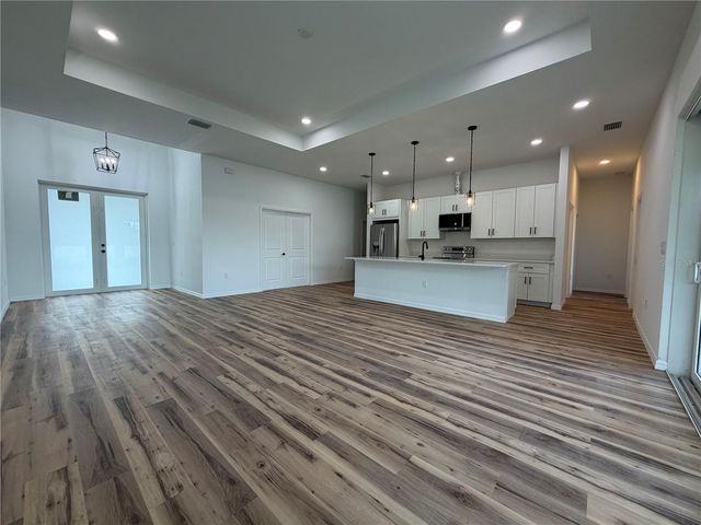 4210 34TH STREET SW, Lehigh Acres, FL 33976