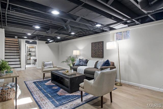 760 Chelsea Avenue, Glendale, MO 63122