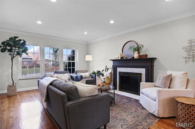 760 Chelsea Avenue, Glendale, MO 63122