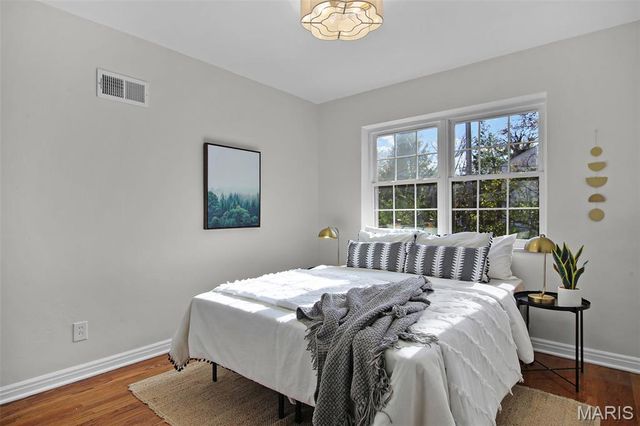 760 Chelsea Avenue, Glendale, MO 63122