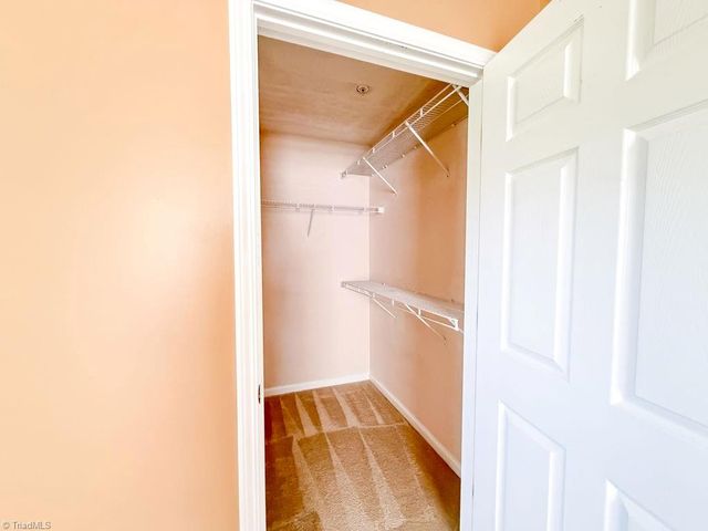 3694 Cotswold Avenue 1A, Greensboro, NC 27410