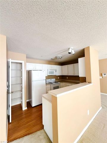 3694 Cotswold Avenue 1A, Greensboro, NC 27410