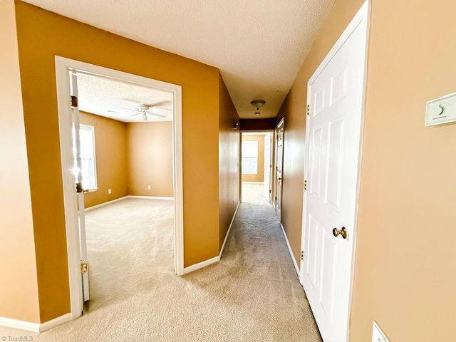 3694 Cotswold Avenue 1A, Greensboro, NC 27410