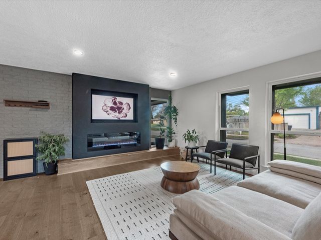 5041 Nina Lee Lane, Houston, TX 77092