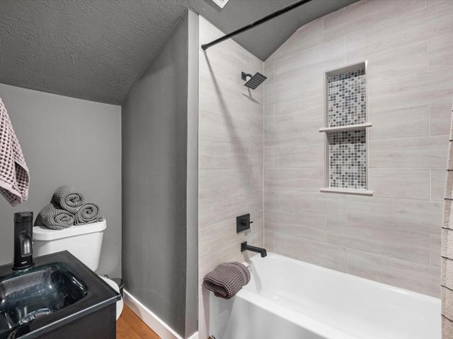 5041 Nina Lee Lane, Houston, TX 77092