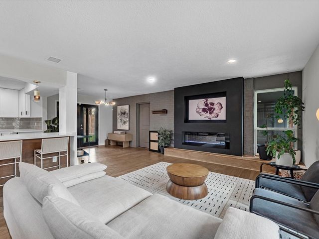 5041 Nina Lee Lane, Houston, TX 77092