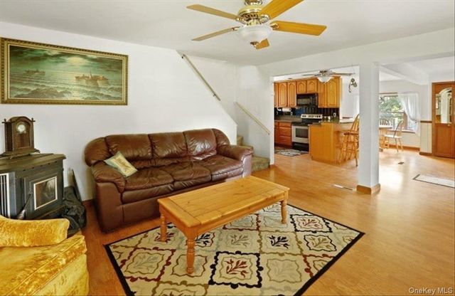 266 Scheller Park Road, Coxsackie, NY 12124