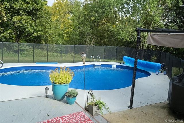 266 Scheller Park Road, Coxsackie, NY 12124