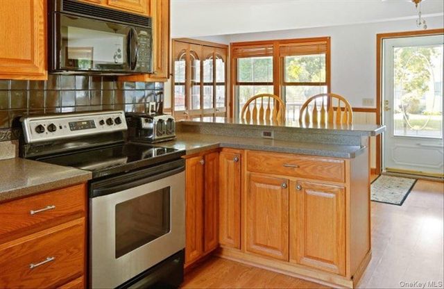 266 Scheller Park Road, Coxsackie, NY 12124