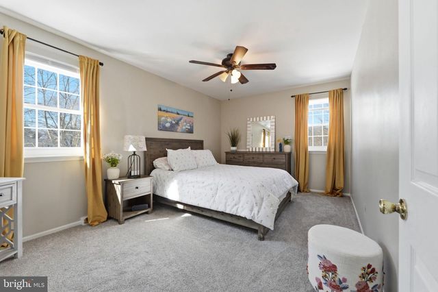 102 GLOUCESTER CT, Downingtown, PA 19335