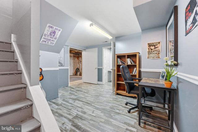 102 GLOUCESTER CT, Downingtown, PA 19335