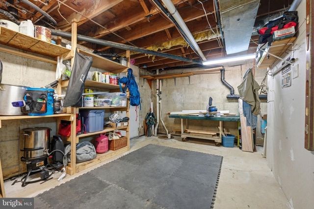 102 GLOUCESTER CT, Downingtown, PA 19335