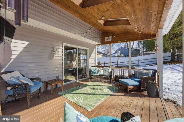 102 GLOUCESTER CT, Downingtown, PA 19335