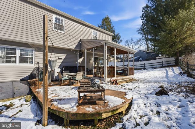 102 GLOUCESTER CT, Downingtown, PA 19335