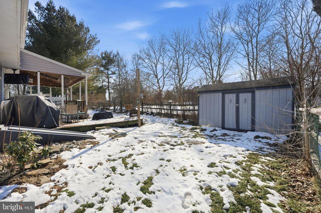 102 GLOUCESTER CT, Downingtown, PA 19335