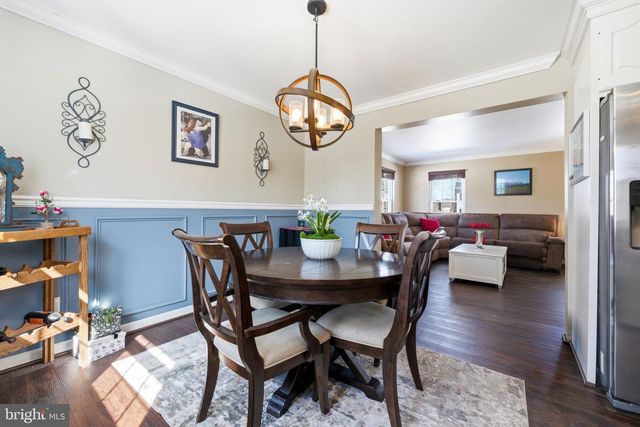 102 GLOUCESTER CT, Downingtown, PA 19335