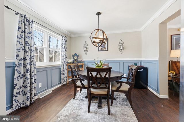 102 GLOUCESTER CT, Downingtown, PA 19335