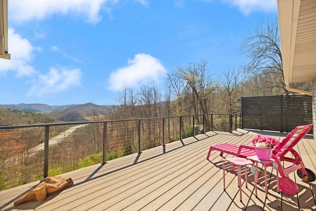 521 Abbott Mountain Road, Prestonsburg, KY 41653