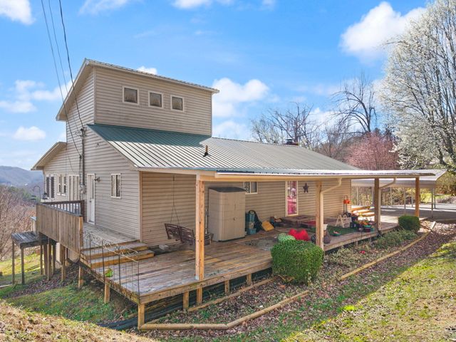 521 Abbott Mountain Road, Prestonsburg, KY 41653