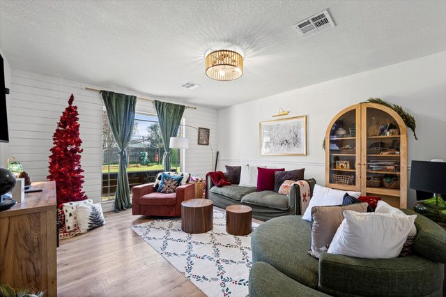 5806 Stratford Drive, Waco, TX 76710