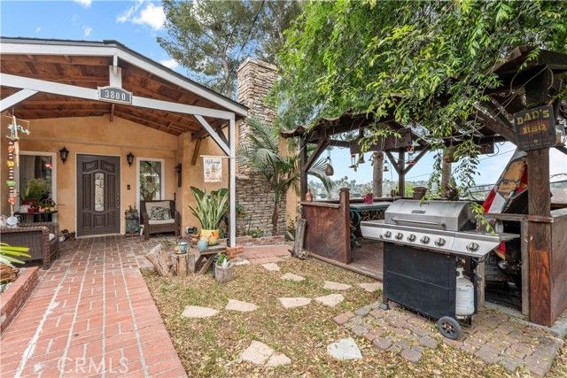 3800 Locke Avenue, Los Angeles, CA 90032