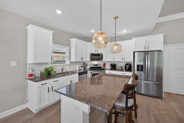 216 Racetrack Lane, Montgomery, TX 77356