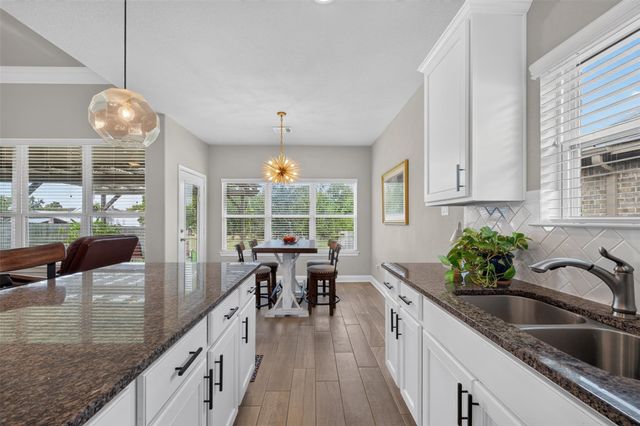 216 Racetrack Lane, Montgomery, TX 77356